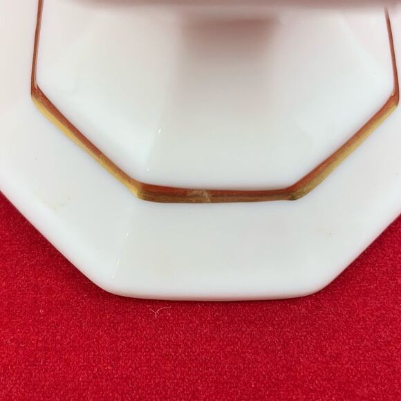 LENOX Vintage "Diana" Multisided Pedestal Base Vase with 24k Gold Trim - Picture 4 of 5